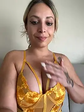 Snapshot of Cute_Anissa chatting on May 27, 1:51 pm Cute Anissa online show from May 27, 1:51 pm