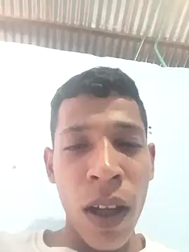 andres261678 online show from September 28, 4:14 pm