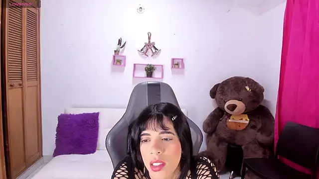 Kitty 19  online show from January 14, 3:36 pm