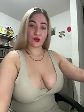 Celestedubois online show from April 12, 2:04 am