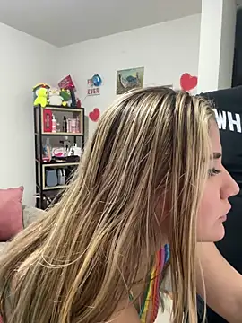 Celestedubois online show from December 14, 10:34 am