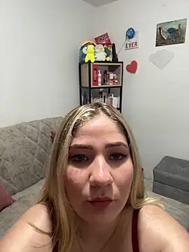 Celestedubois online show from December 7, 1:08 am