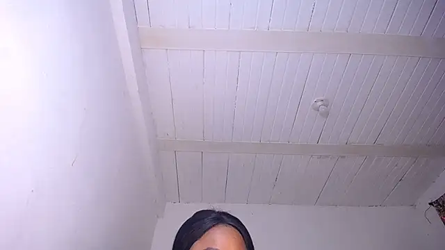 yselahot online show from October 27, 3:24 pm