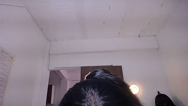 yselahot online show from June 30, 2:28 pm