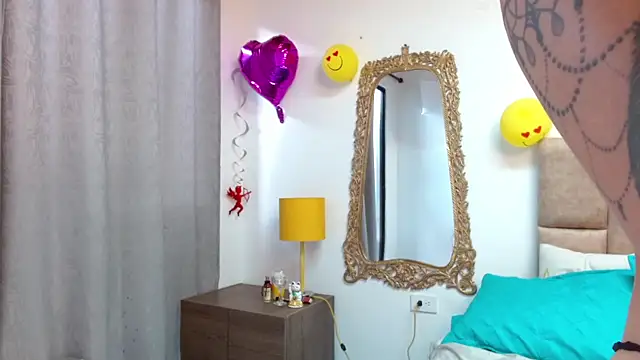 ShannaThor online show from February 19, 3:49 pm