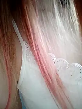  Sweet Love  online show from February 11, 10:37 am