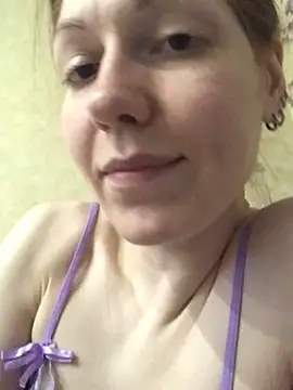 Snapshot of _Sweet_Love_ chatting on June 21, 1:06 pm Sweet Love online show from June 21, 1:06 pm