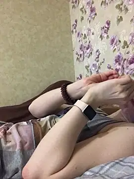  Sweet Love  online show from April 20, 2:07 pm