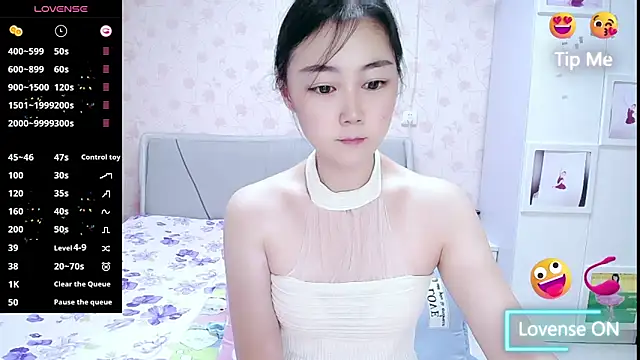 Snapshot of Elvira_baby chatting on September 19, 11:42 pm Elvira baby online show from September 19, 11:42 pm