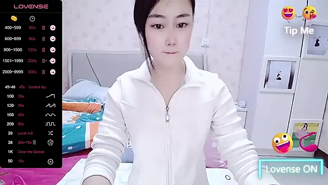 Snapshot of Elvira_baby chatting on March 10, 2:37 pm Elvira baby online show from March 10, 2:37 pm