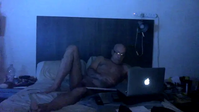 dazuk4513 online show from May 29, 9:54 pm