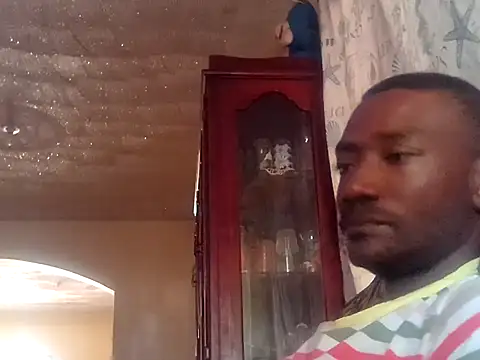 LookingLover34 online show from November 9, 4:33 pm