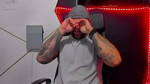 DuncanStone online show from February 25, 5:07 am