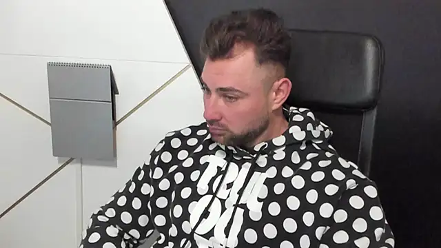 DuncanStone online show from March 3, 8:41 am