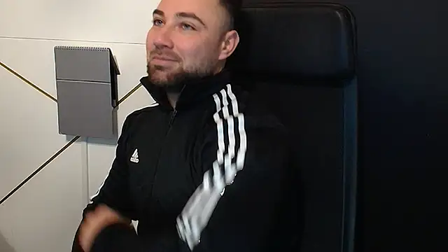 DuncanStone online show from October 25, 4:22 am