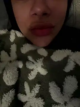 manuelala online show from December 5, 3:01 pm