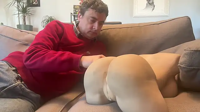 freddy0222222 online show from April 8, 10:50 am