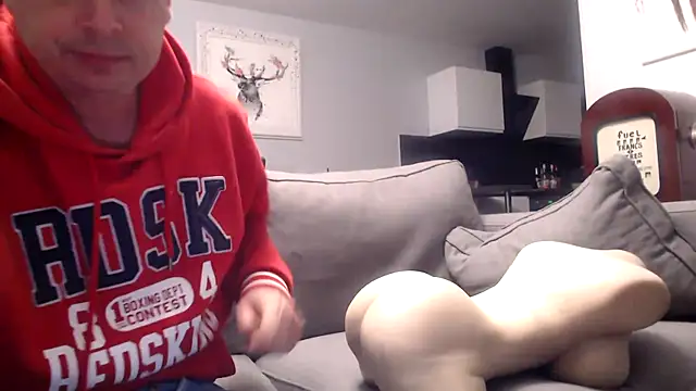 freddy0222222 online show from May 14, 8:39 pm