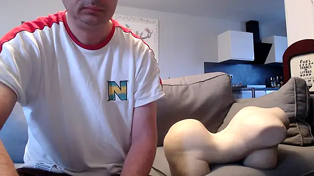 Snapshot of freddy0222222 chatting on July 17, 4:53 am freddy0222222 online show from July 17, 4:53 am