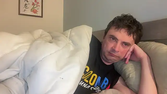 freddy0222222 online show from April 4, 5:47 am