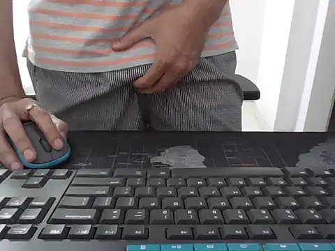 mrose8080 online show from February 20, 6:32 pm