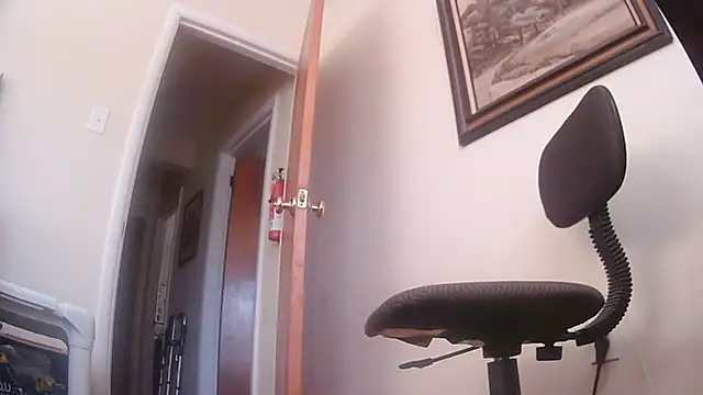 hottottrot691 online show from January 16, 8:13 pm