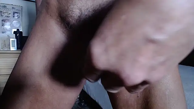 Snapshot of hottottrot691 chatting on November 2, 7:24 am hottottrot691 online show from November 2, 7:24 am