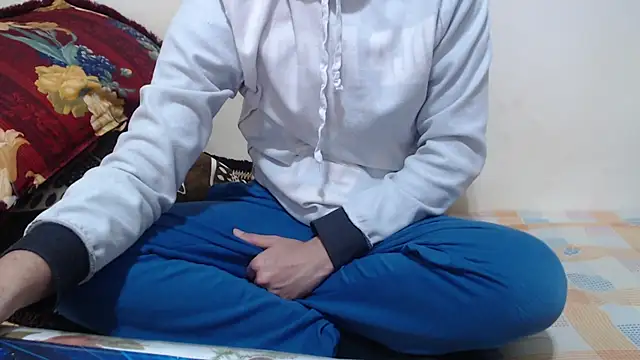 Alexdelarge323 online show from February 24, 1:23 pm