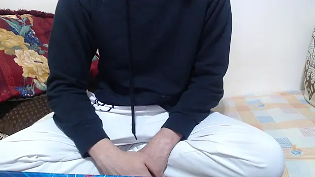 Alexdelarge323 online show from March 12, 1:48 pm