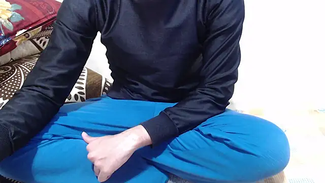 Alexdelarge323 online show from February 9, 4:05 pm