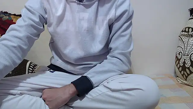 Alexdelarge323 online show from March 18, 1:57 pm