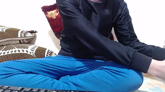 Alexdelarge323 online show from March 17, 1:47 pm