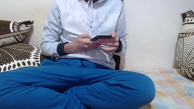 Alexdelarge323 online show from February 25, 1:44 pm