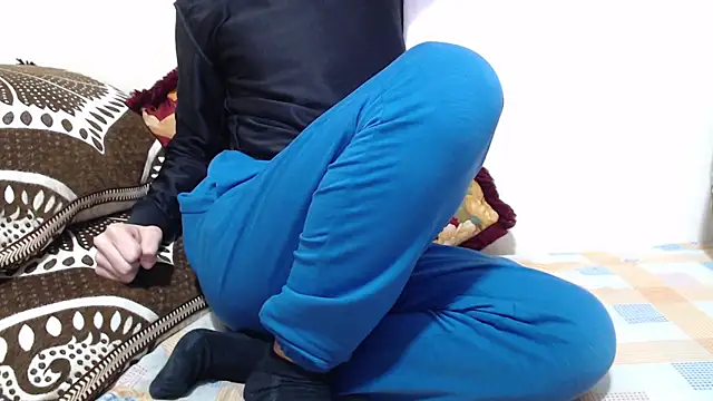 Alexdelarge323 online show from March 10, 1:48 pm