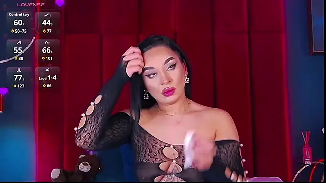 MadyLuxxx online show from November 5, 8:23 pm