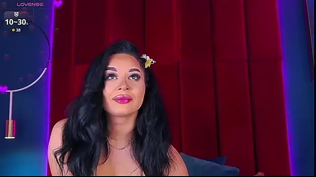 MadyLuxxx online show from October 10, 7:15 pm