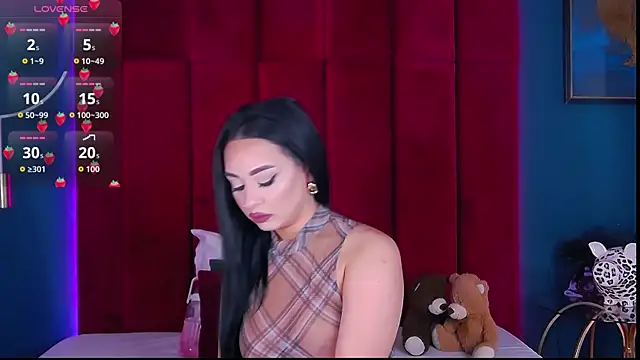 MadyLuxxx online show from April 18, 7:07 pm