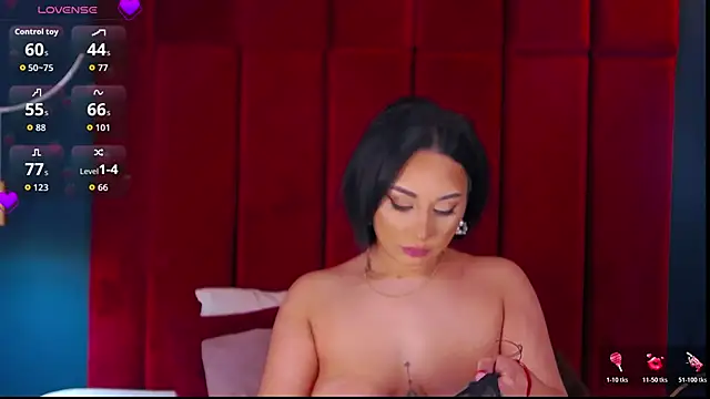 MadyLuxxx online show from December 4, 8:08 pm