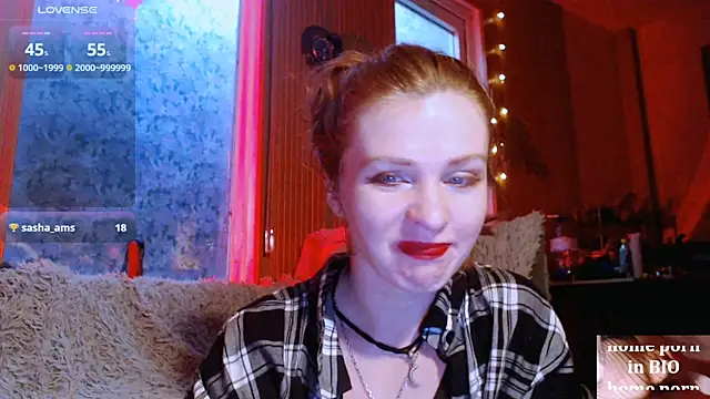 Cassie Wild online show from October 27, 1:23 pm