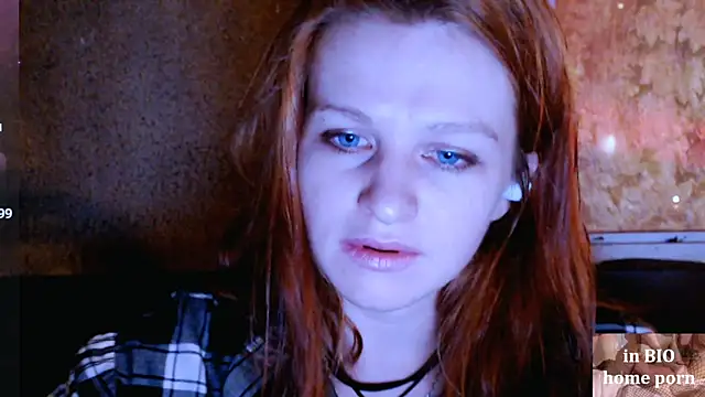 Cassie Wild online show from October 20, 1:44 pm