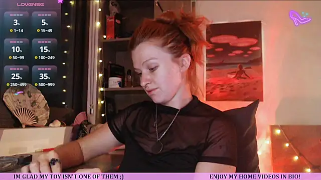 Cassie Wild online show from May 17, 1:44 pm