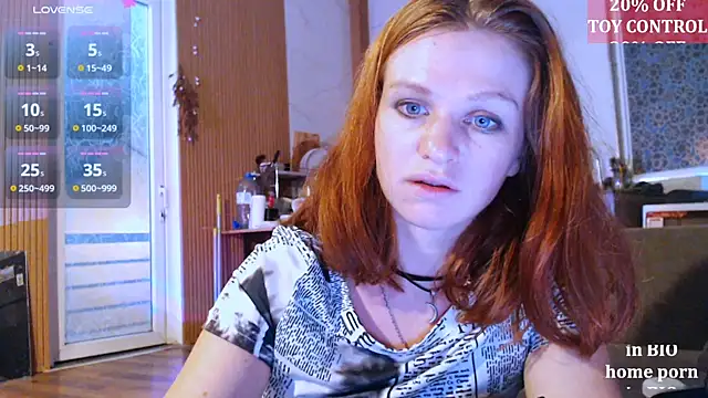 Snapshot of Cassie_Wild chatting on September 22, 1:28 pm Cassie Wild online show from September 22, 1:28 pm