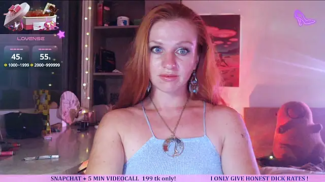 Cassie Wild online show from June 24, 12:59 pm