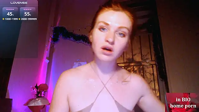 Snapshot of Cassie_Wild chatting on February 19, 1:39 pm Cassie Wild online show from February 19, 1:39 pm