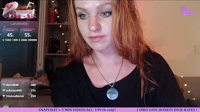 Cassie Wild online show from July 27, 1:51 pm