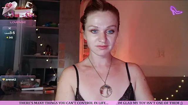 Cassie Wild online show from July 17, 2:03 pm