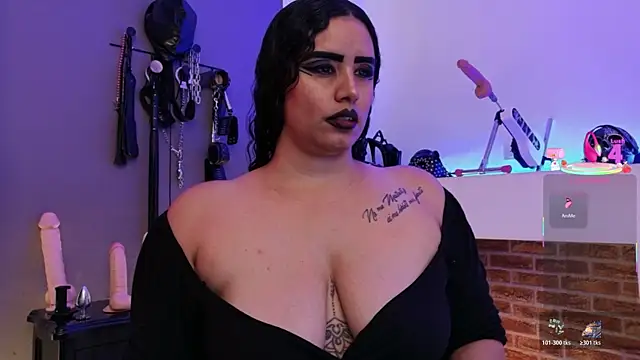 MariaGaitan online show from January 11, 7:10 pm