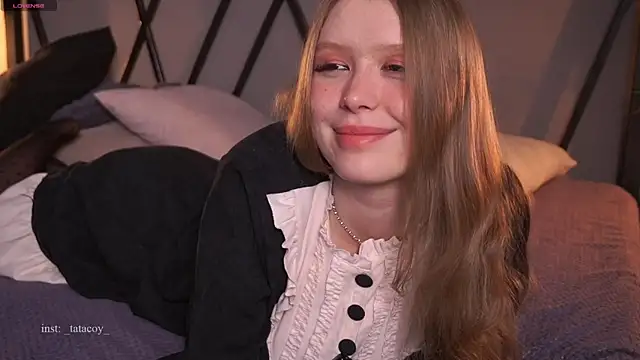 Snapshot of TataCoy chatting on January 18, 4:10 pm TataCoy online show from January 18, 4:10 pm