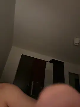 Tomhot3869 online show from October 15, 7:44 pm