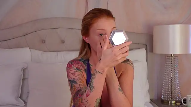 GingerEllis online show from April 9, 3:30 am